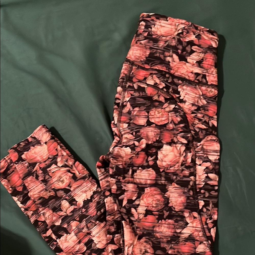 Lululemon  Floral Pattern Leggings